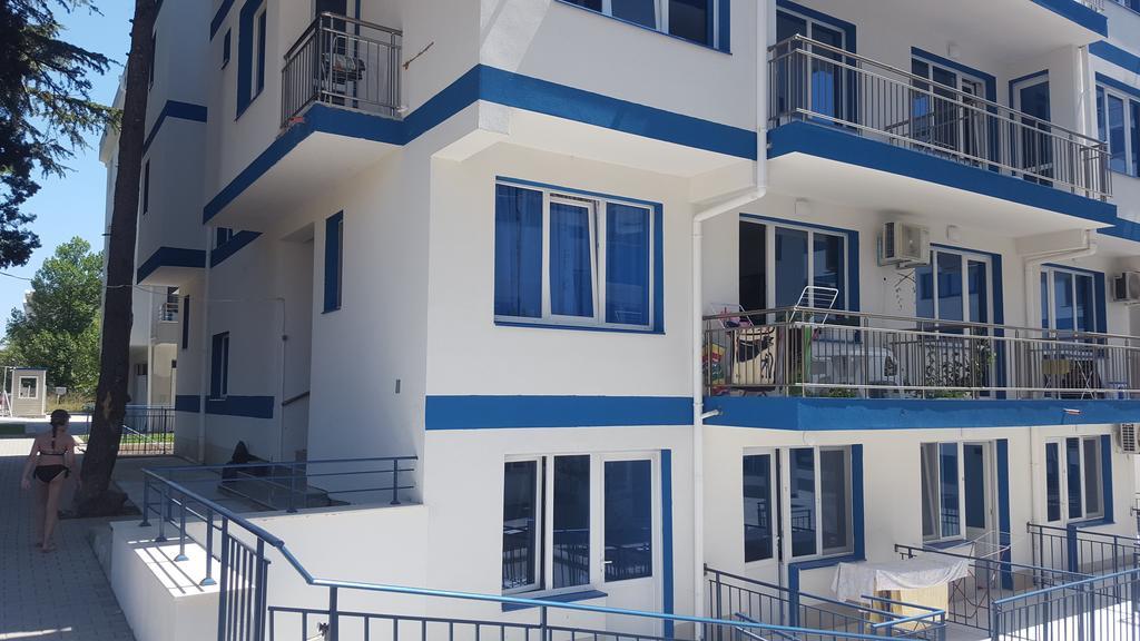 Blue Bay Palace Apart Complex Pomorie Exterior foto
