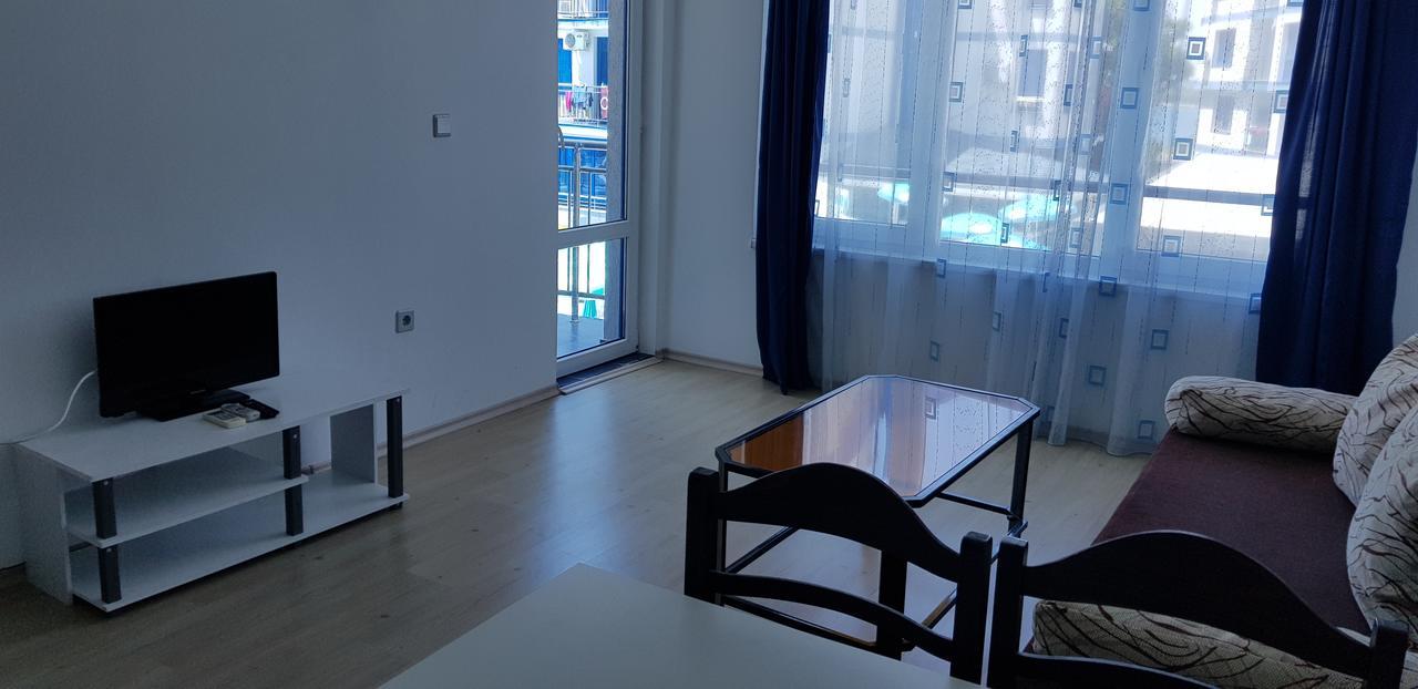 Blue Bay Palace Apart Complex Pomorie Exterior foto